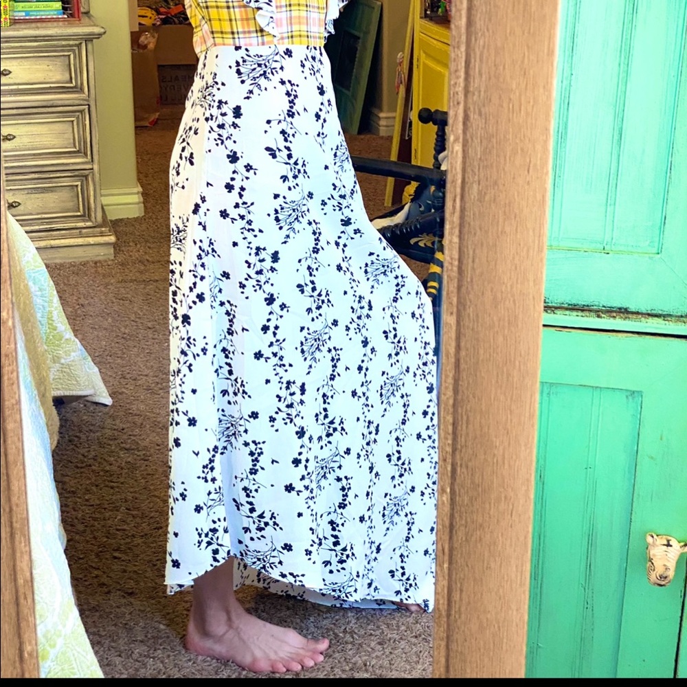 NWOT Glamorous 🌻 mix media floral gingham dress - Picture 6 of 13